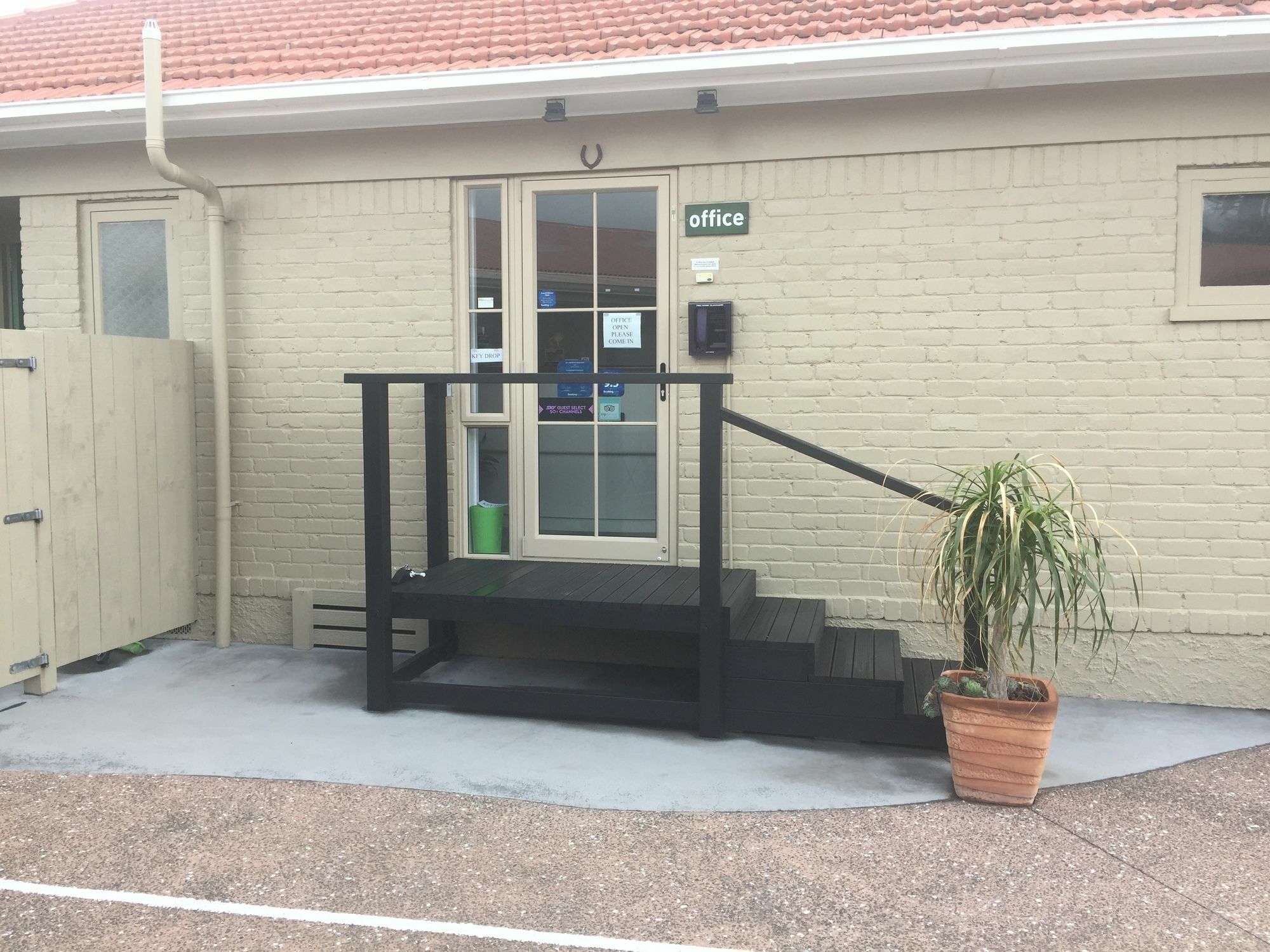 The Olive Motel Coromandel Exterior foto